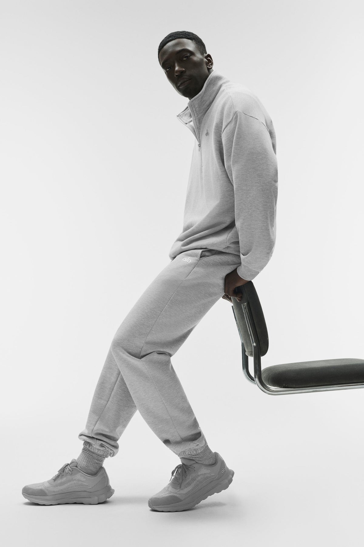 ALO Runner (Unisex) - Grey/Grey