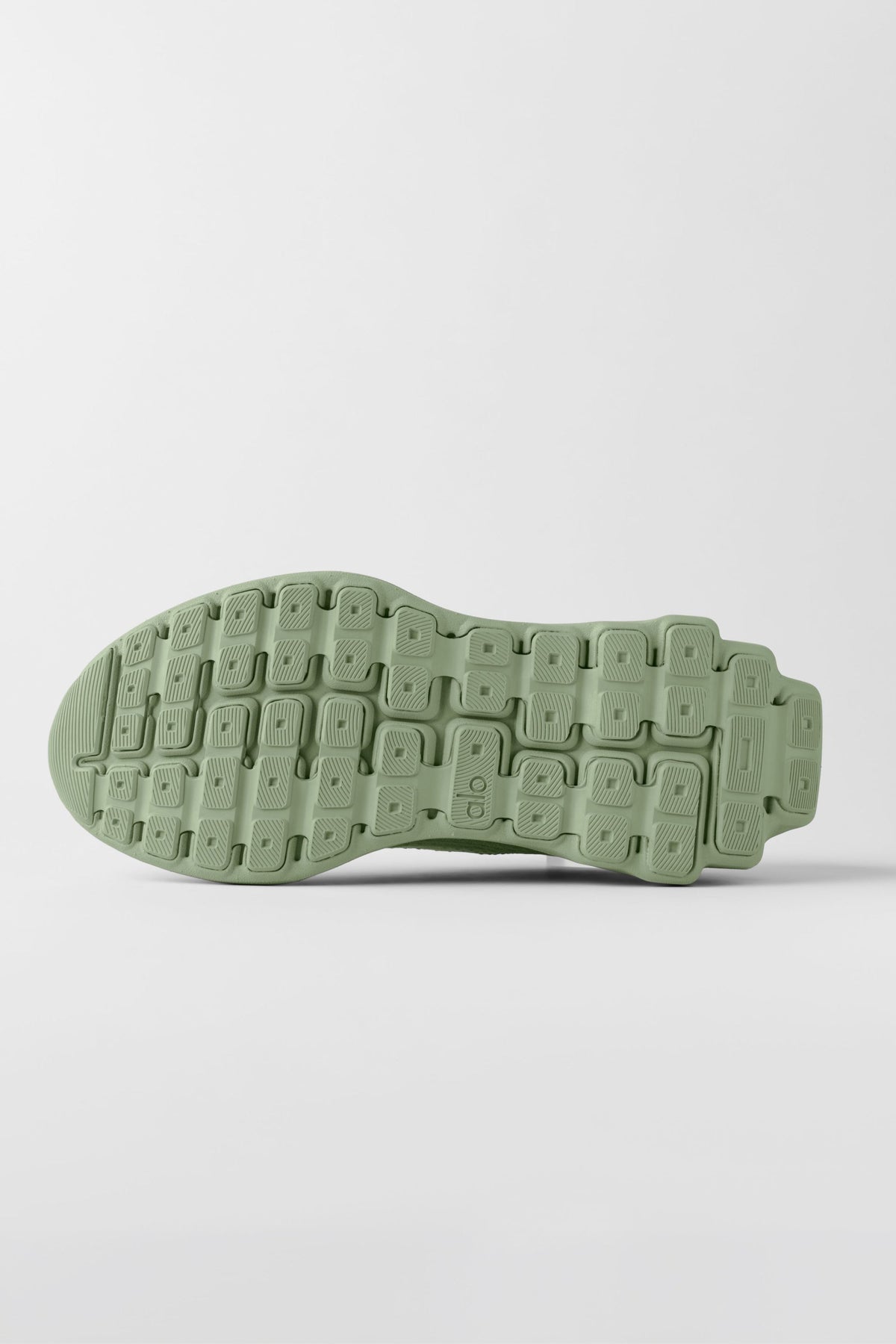 ALO Runner (Unisex) - Dune Grass