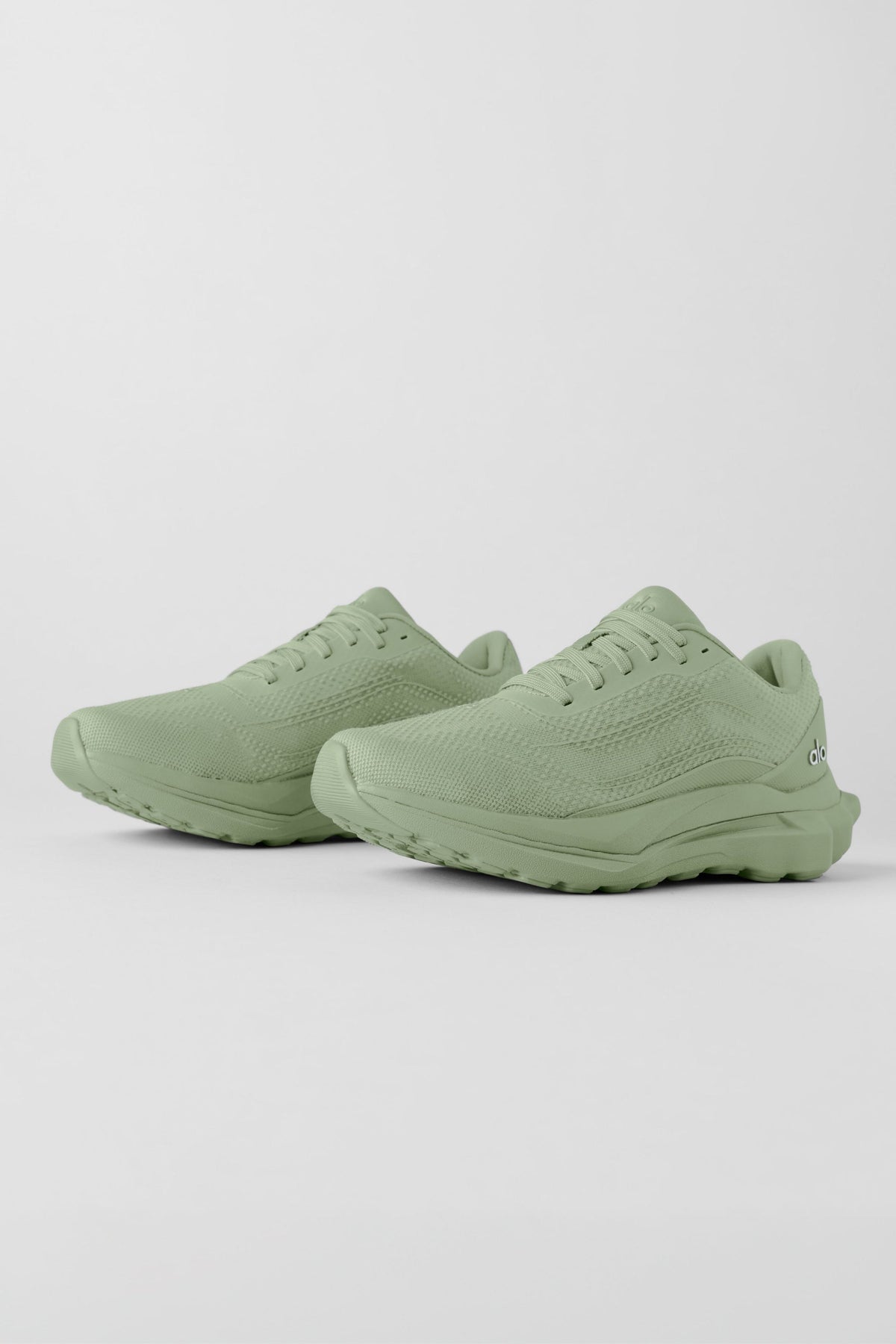 ALO Runner (Unisex) - Dune Grass