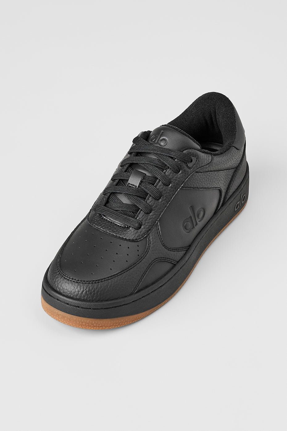 ALO Recovery Mode Sneaker (Unisex) - Black/Gum