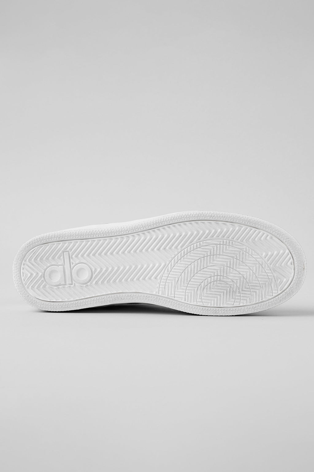 ALO Recovery Mode Sneaker (Unisex) - Natural White