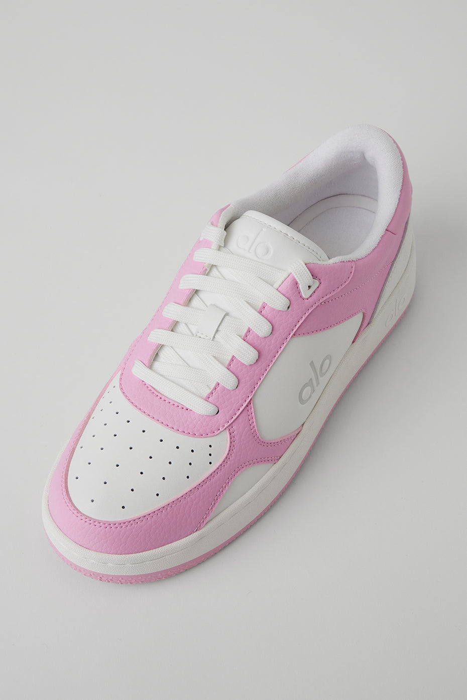 ALO Recovery Mode Sneaker (Unisex) - Pink/White