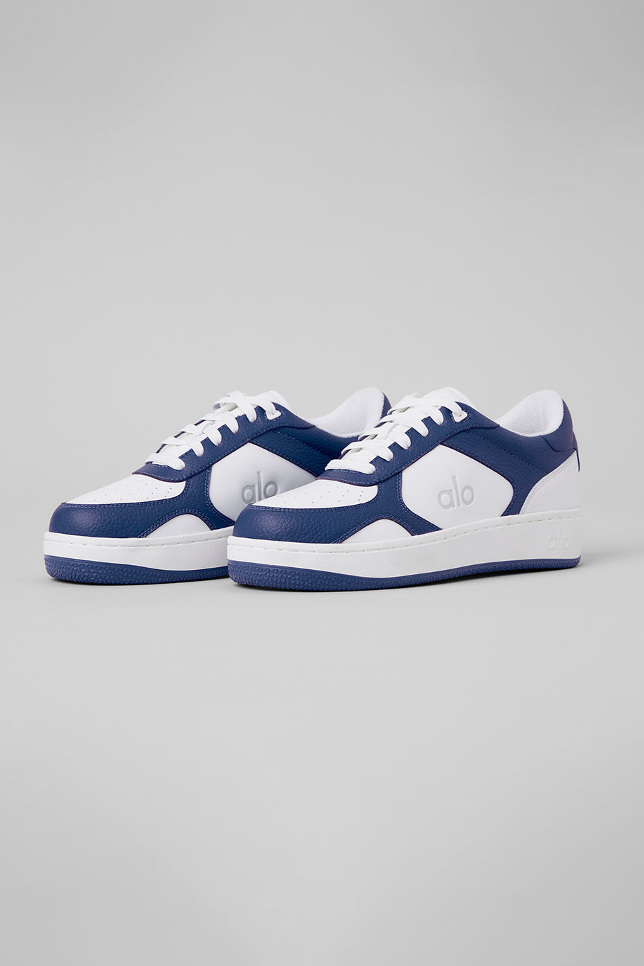 ALO Recovery Mode Sneaker (Unisex) - Navy/White