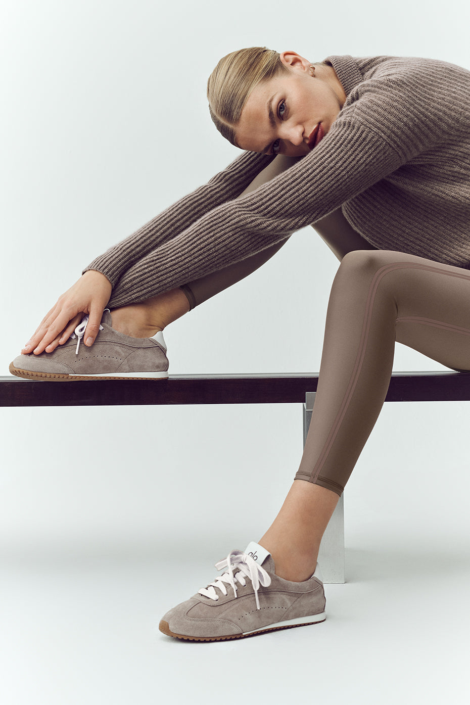 ALO Sunset Sneaker (Unisex) - Alpine Cocoa