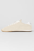 ALO Sunset Sneaker (Unisex) - Sandstone