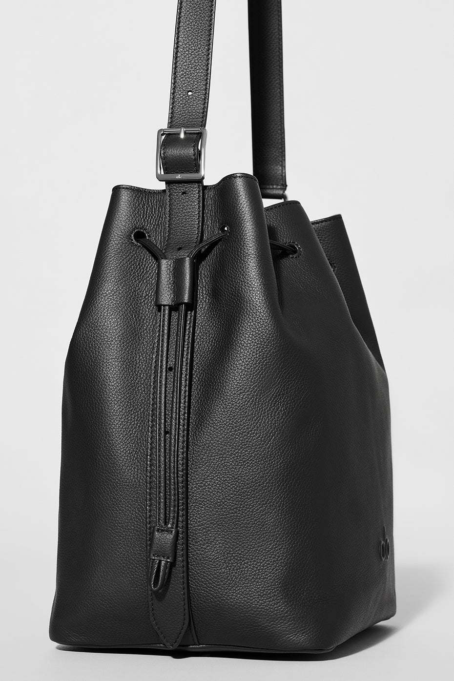 ALO Balance Bucket - Black Leather