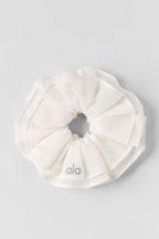 Mesh Sweet Nothing Oversize Scrunchie - Ivory