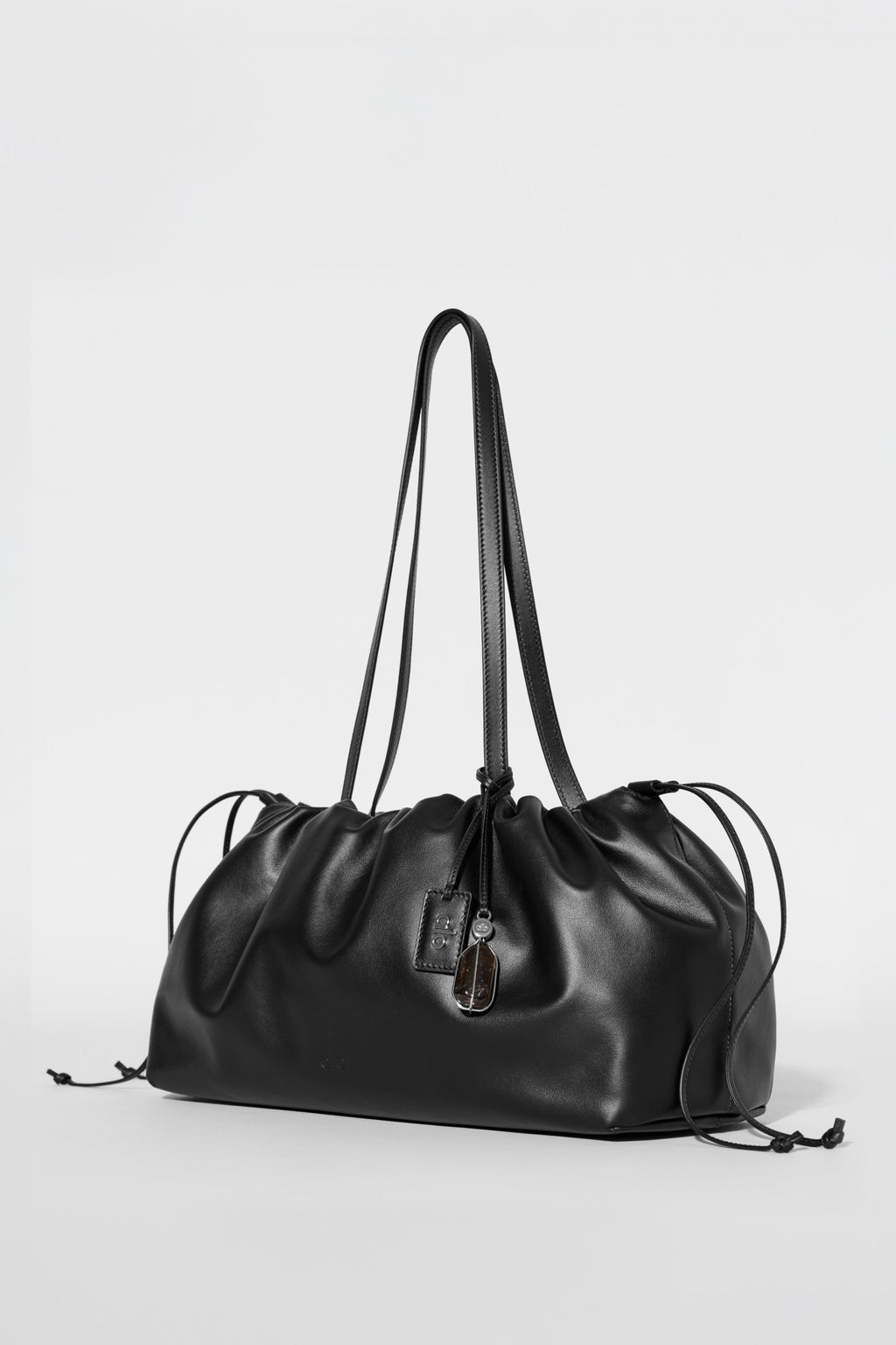 ALO Unwind Cinch - Black Leather