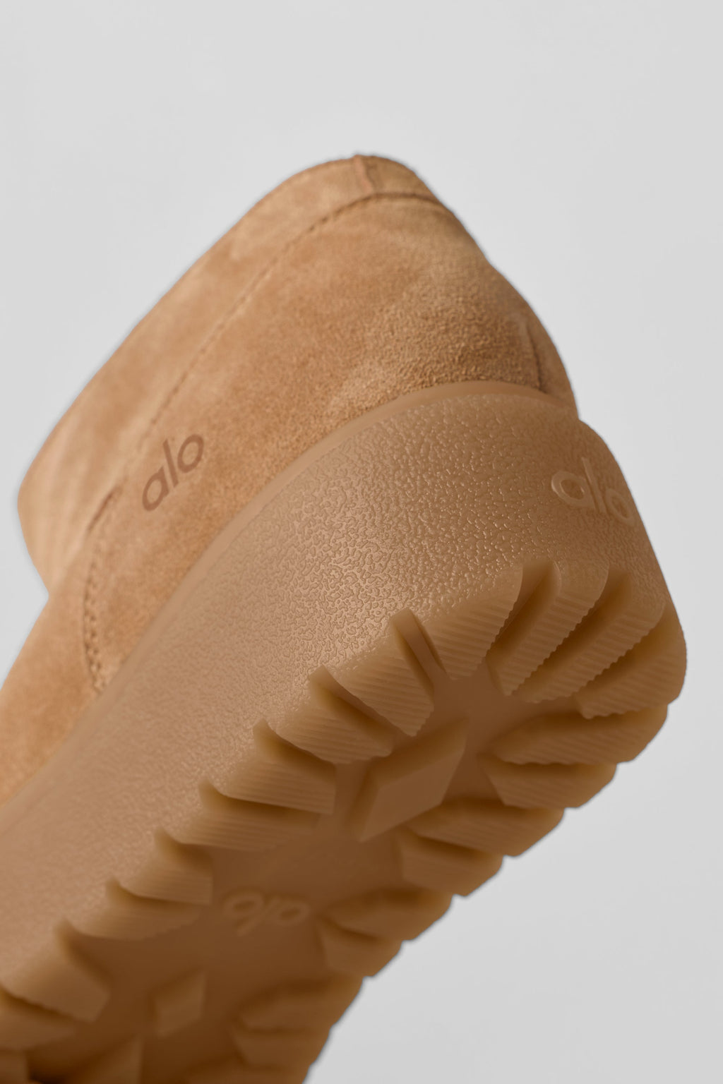 ALO Malibu Low Boot - Rich Chestnut