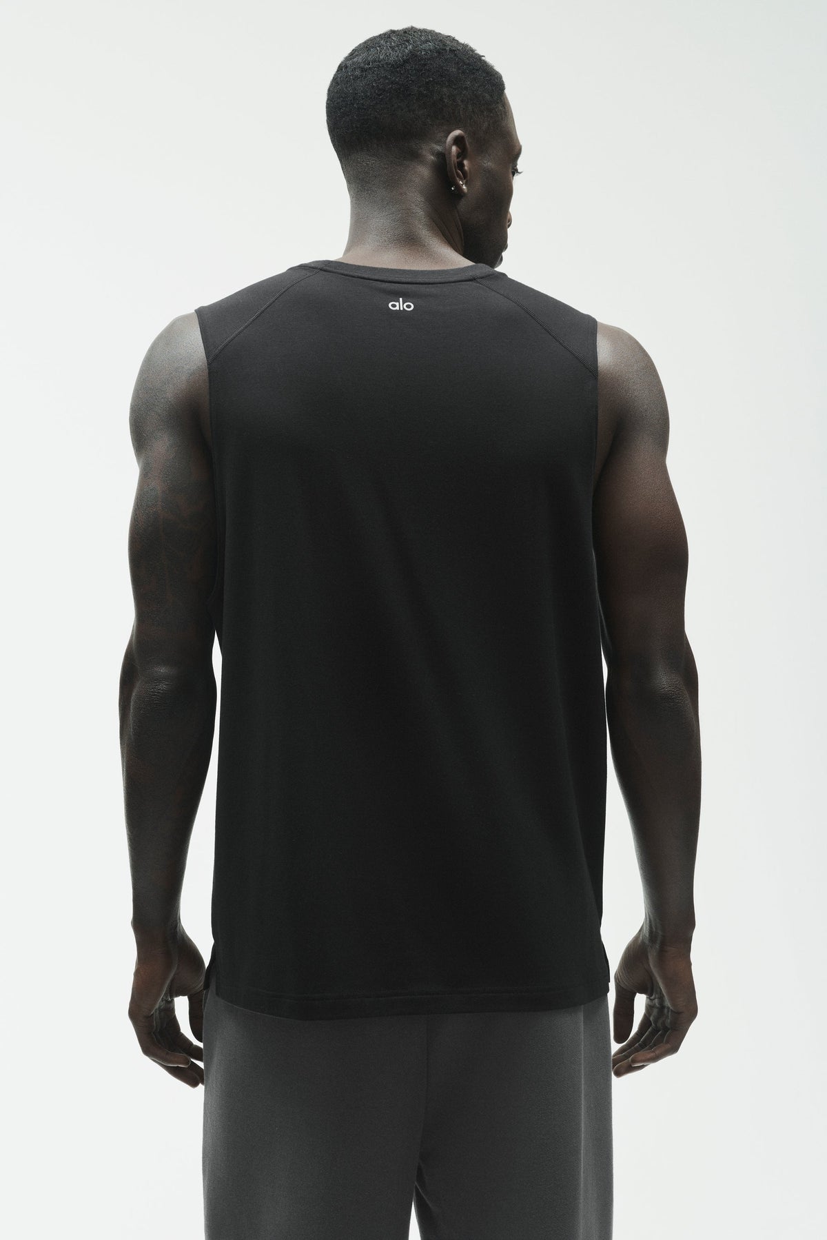 ALO Vapor Muscle Tank - Black
