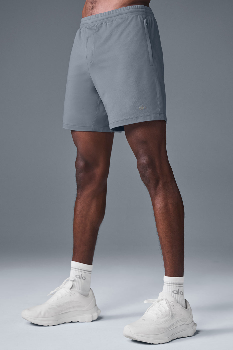 7 Conquer React Performance Short - Steel Grey