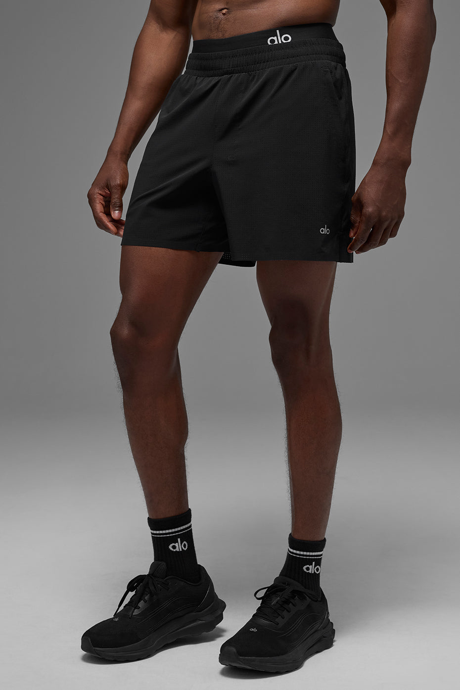 5 Traction Running Short - Black