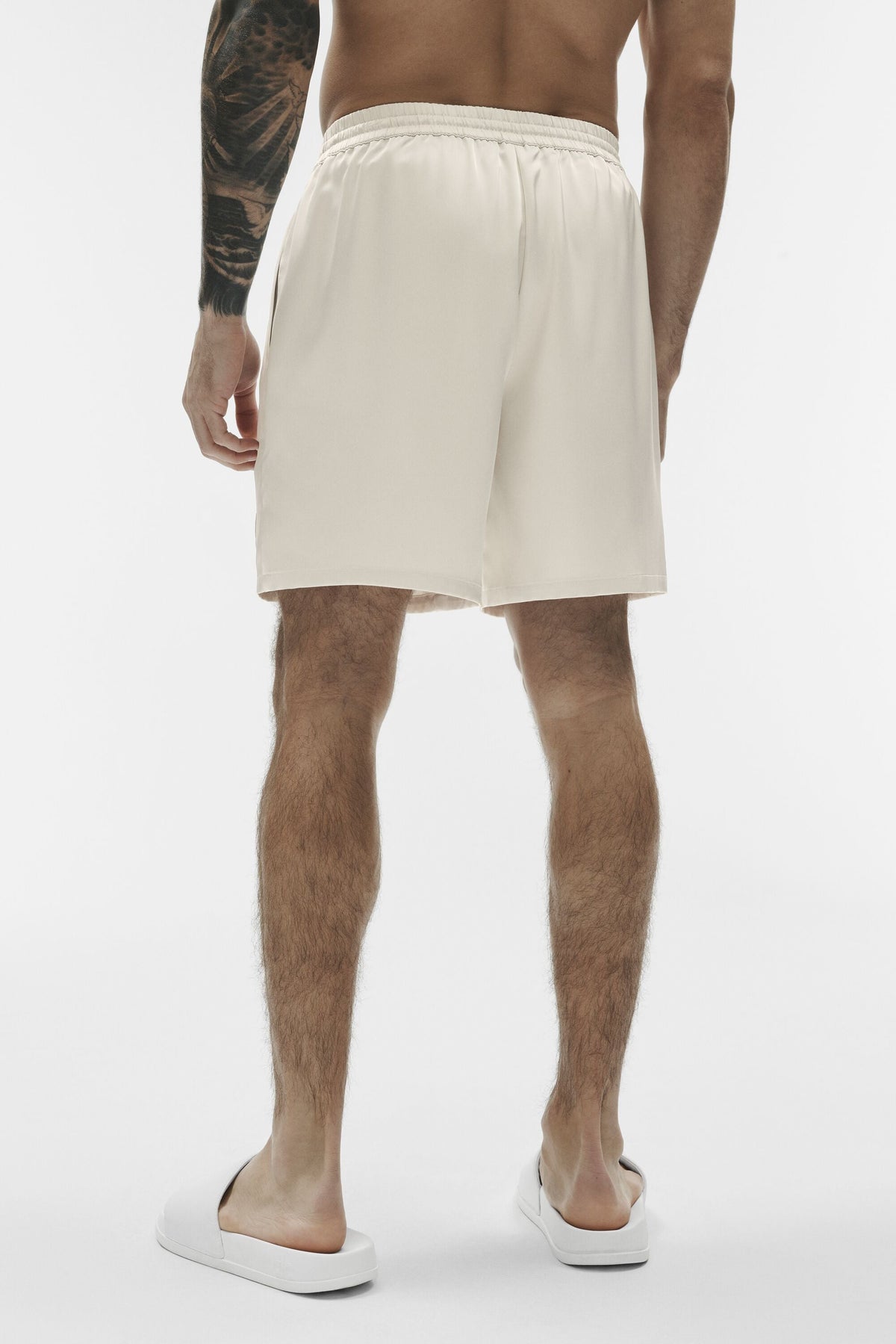 7 Satin Horizon Short - Bone