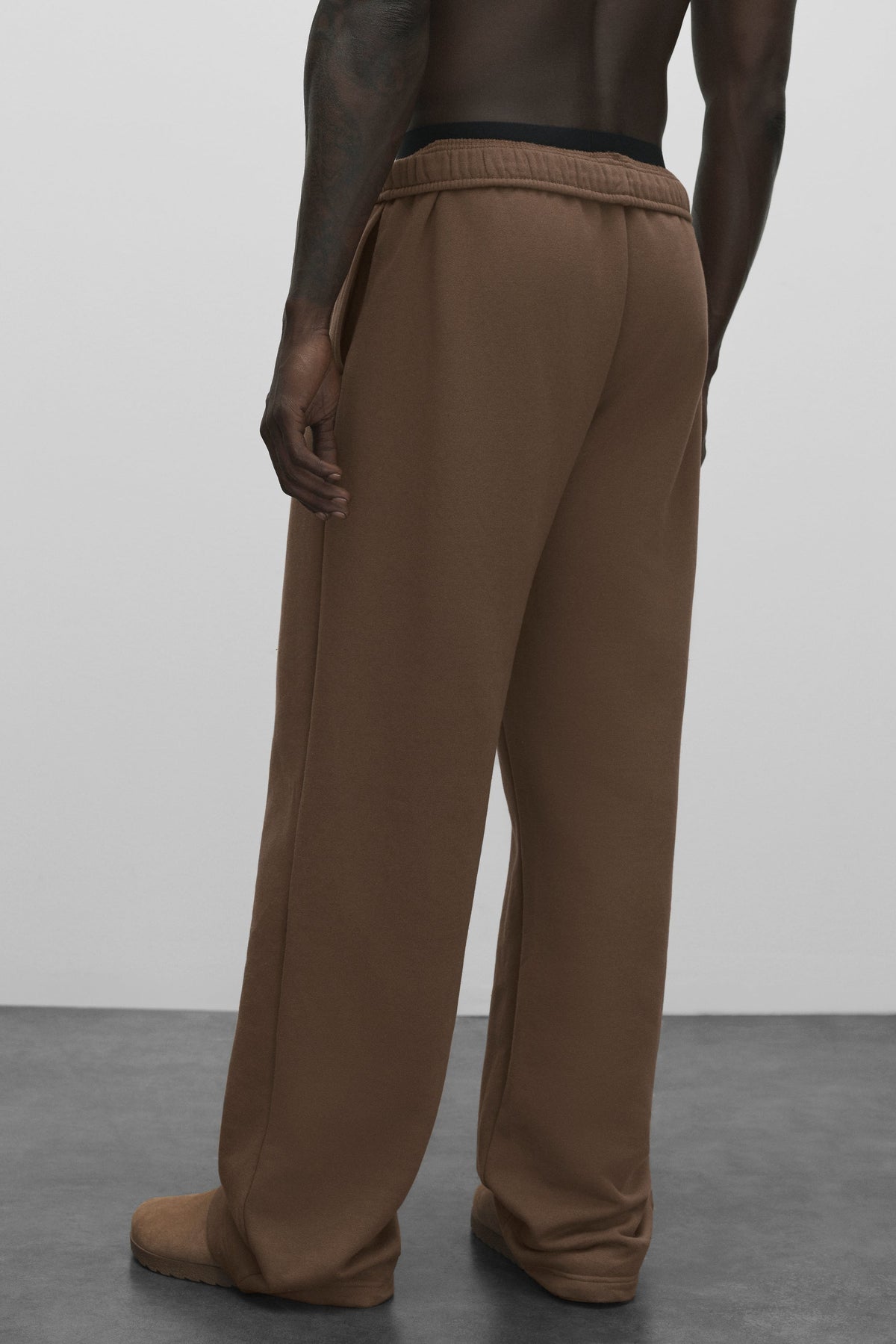 Accolade Straight Leg Sweatpant - Java Brown