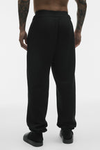 Accolade Sweatpant - Black