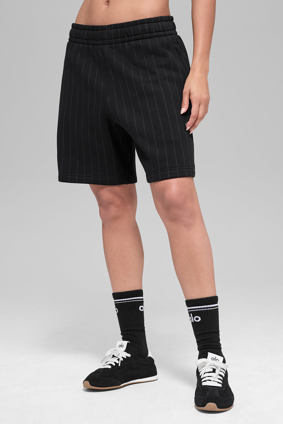 7 Pinstripe Short - Black Pinstripe