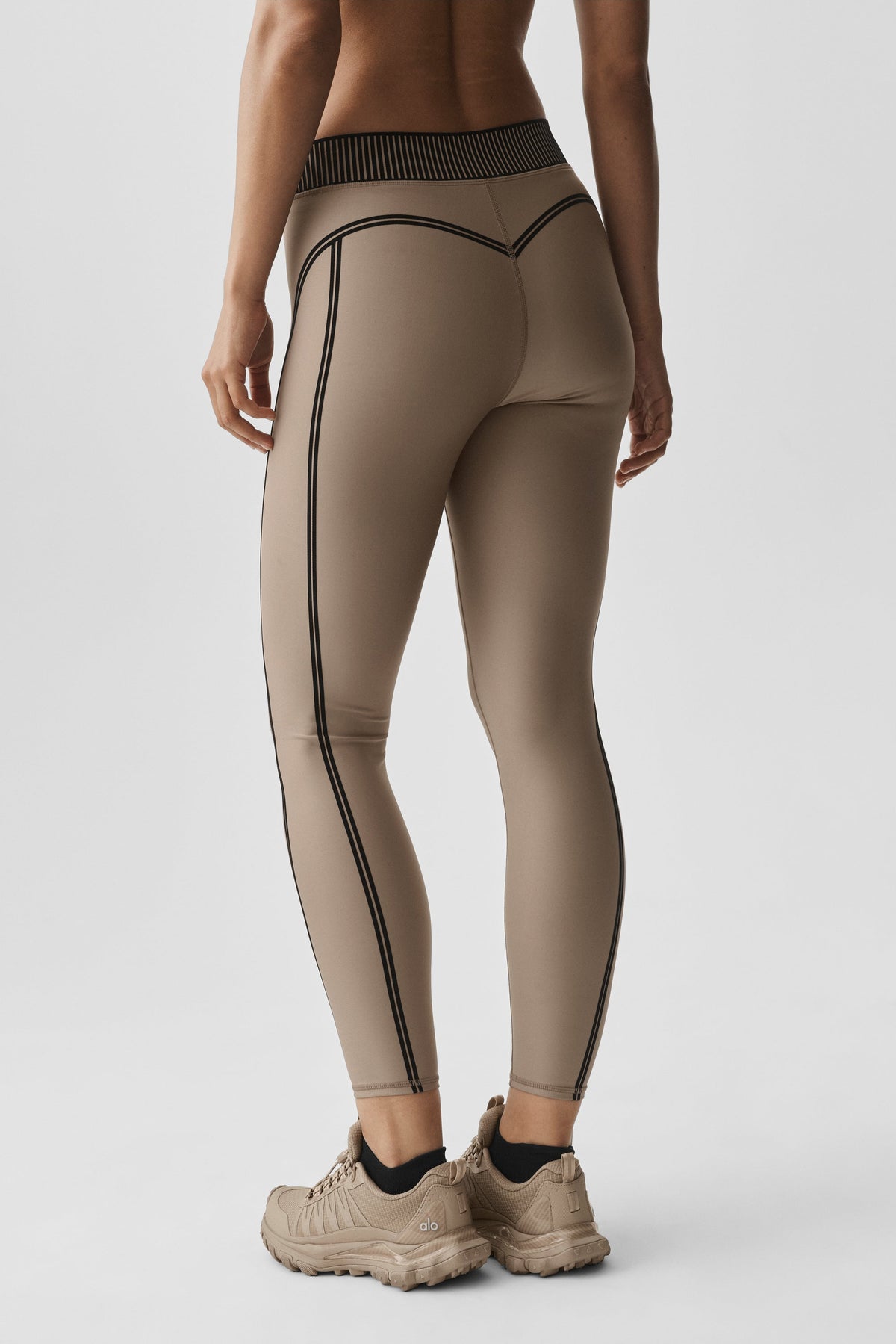 Airlift High-Waist 7/8 Line Up Legging - Gravel