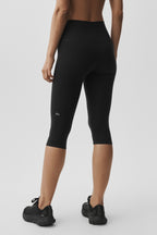 16 High-Waist Airbrush Capri - Black
