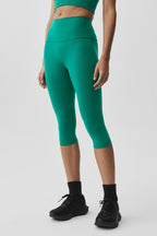 16 High-Waist Airbrush Capri - Emerald Isle