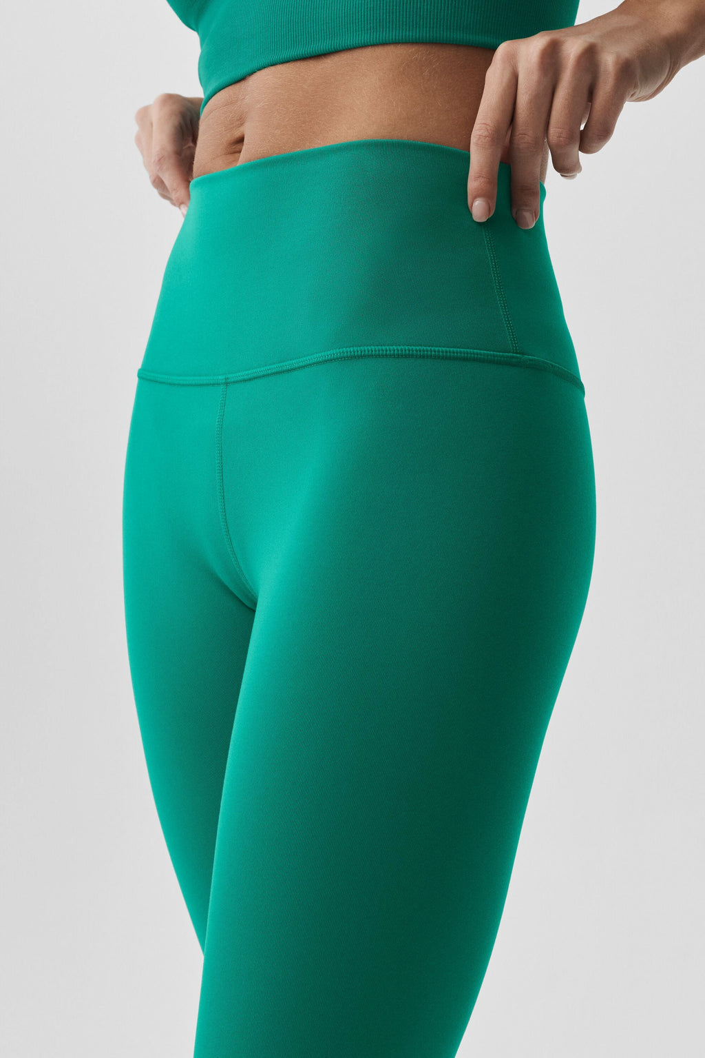 16 High-Waist Airbrush Capri - Emerald Isle