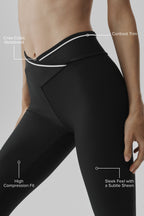 Airlift High-Waist Trifecta Legging - Black/White