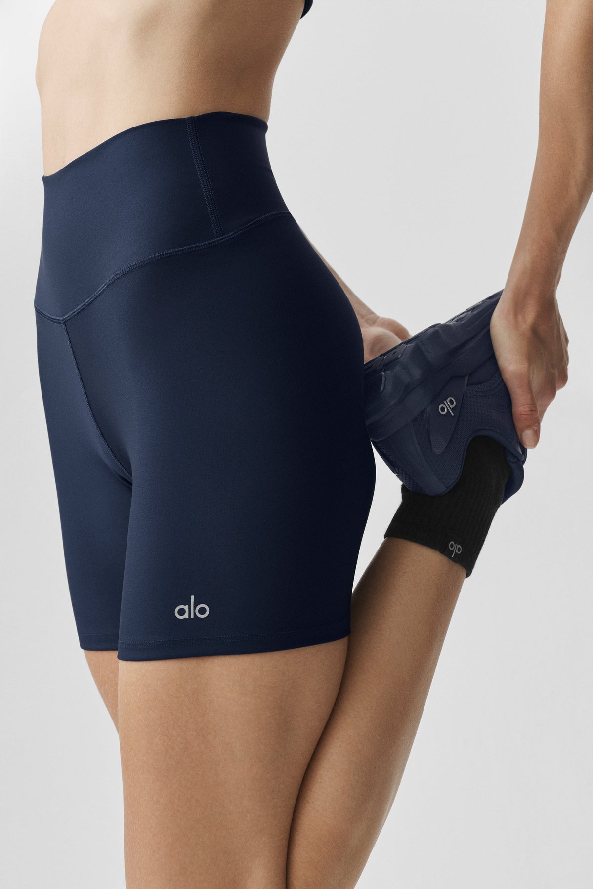 5 Airlift Energy Short - Navy