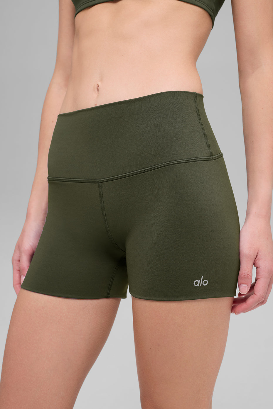 3 ALO Softsculpt High-Waist Precision Short - Green Olive