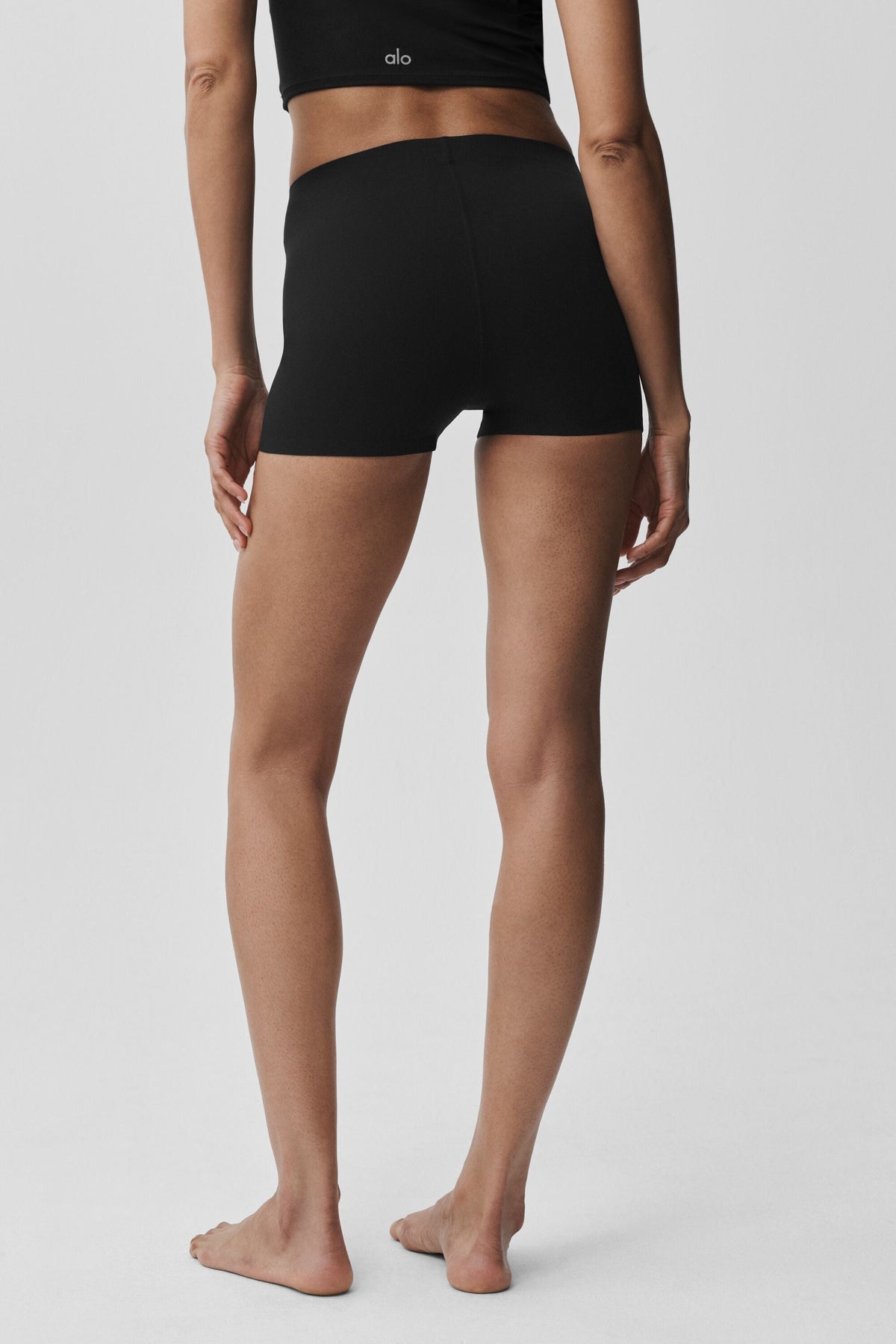 2 ALO Softsculpt Mid-Rise Short - Black