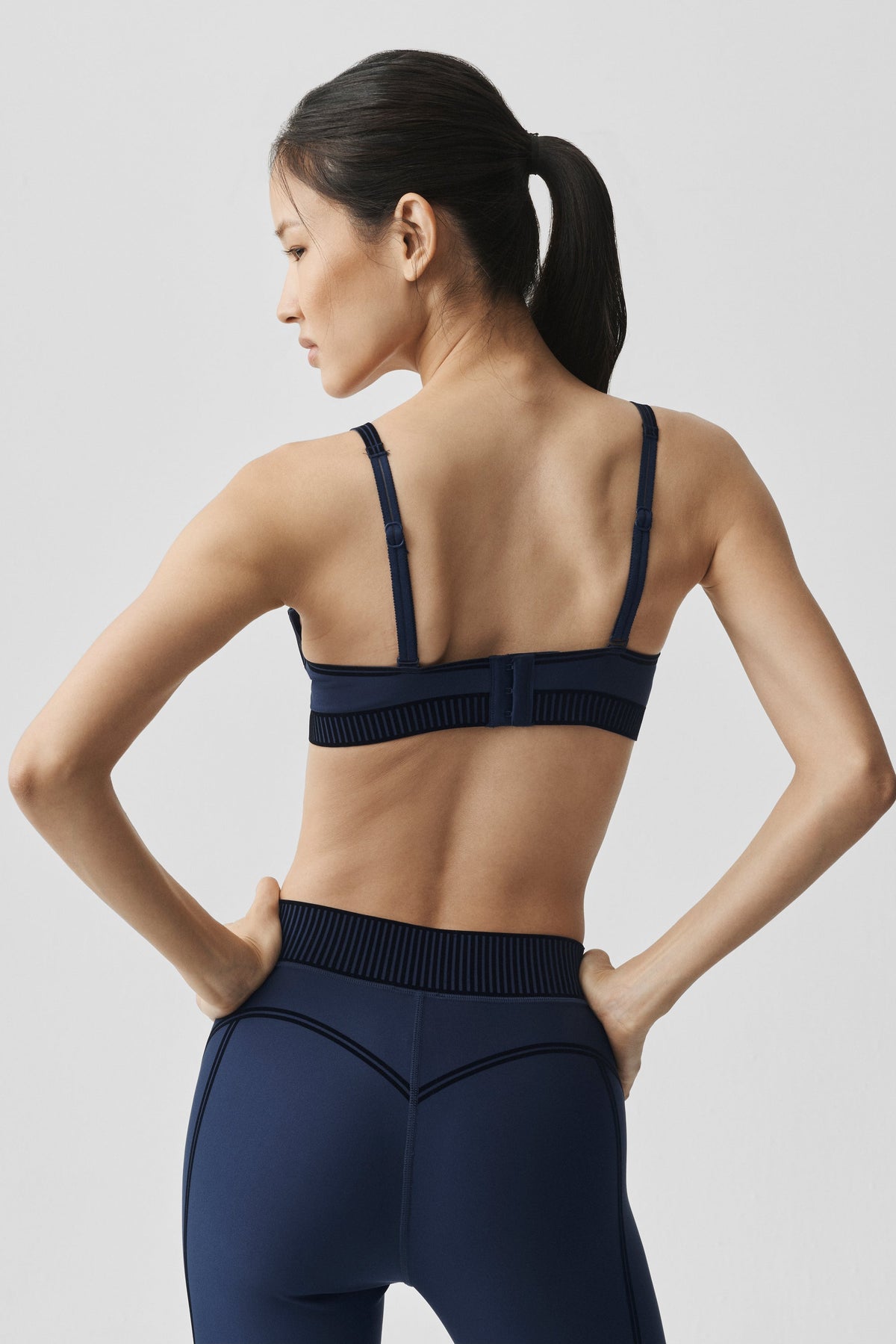 Airlift Line Up Bra - Navy
