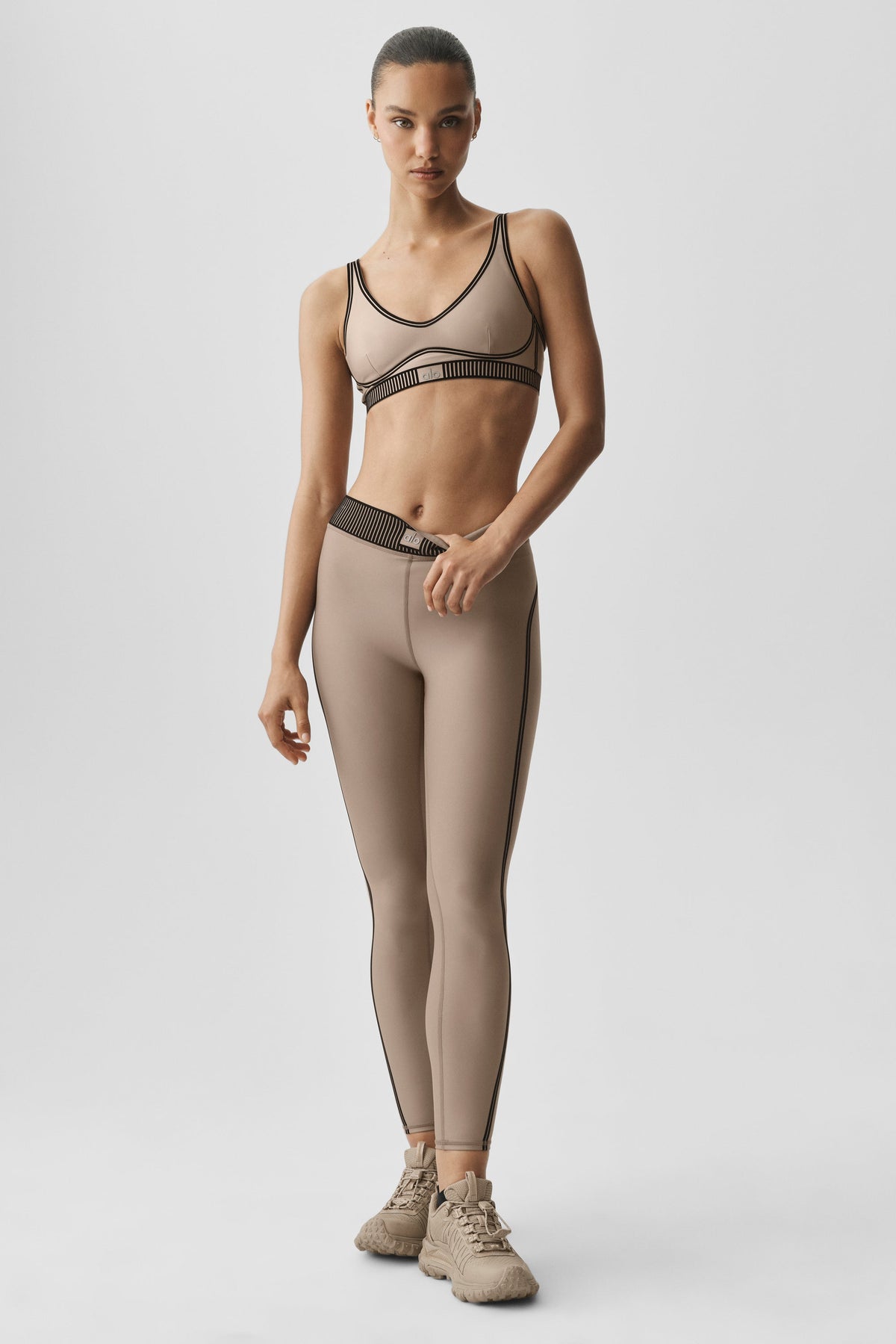 Airlift Line Up Bra - Gravel