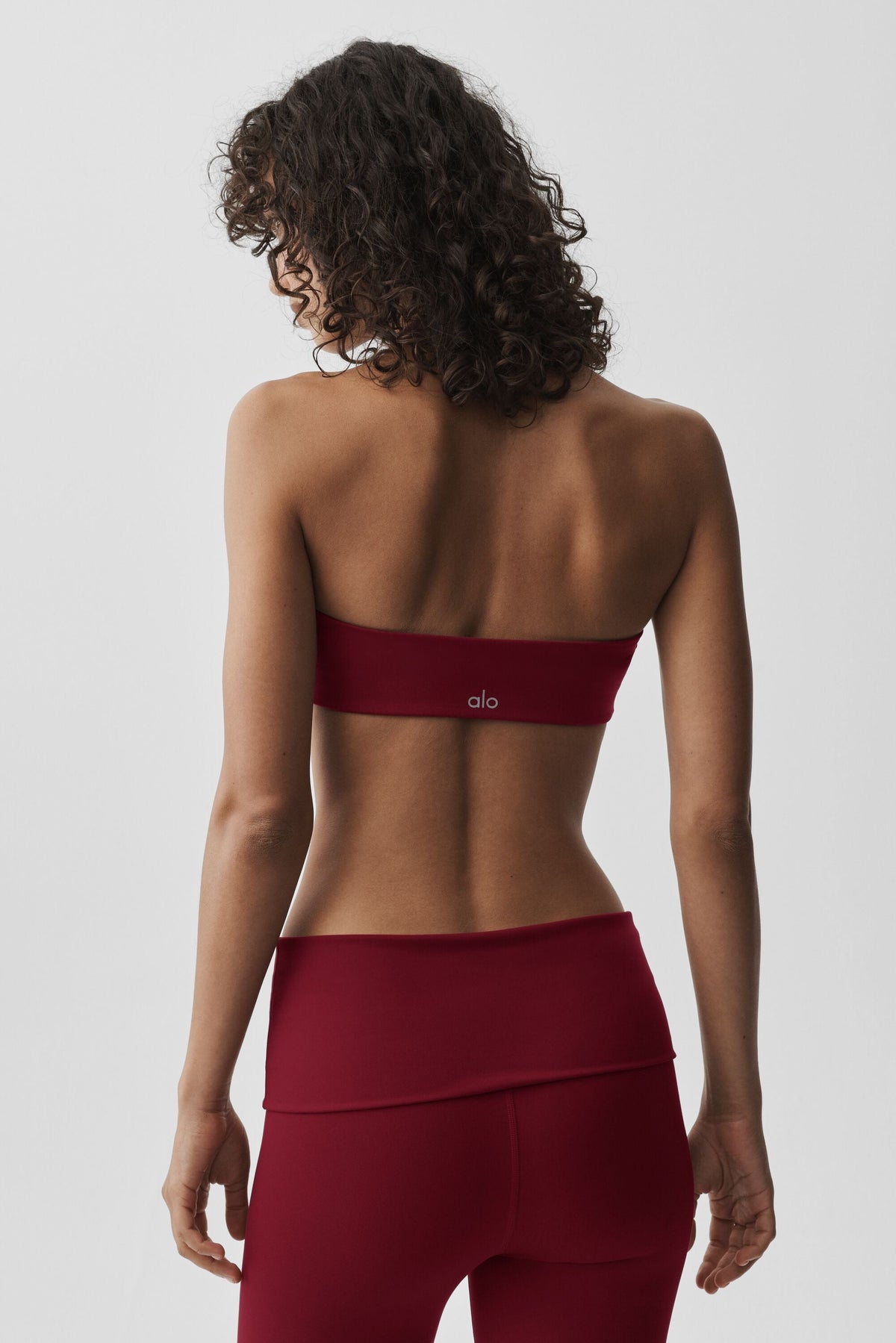 ALO Softsculpt Feel The Heat Halter Bra - Summer Romance Red